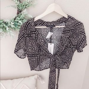 Size Small Dance & Marvel Cropped Tie Top